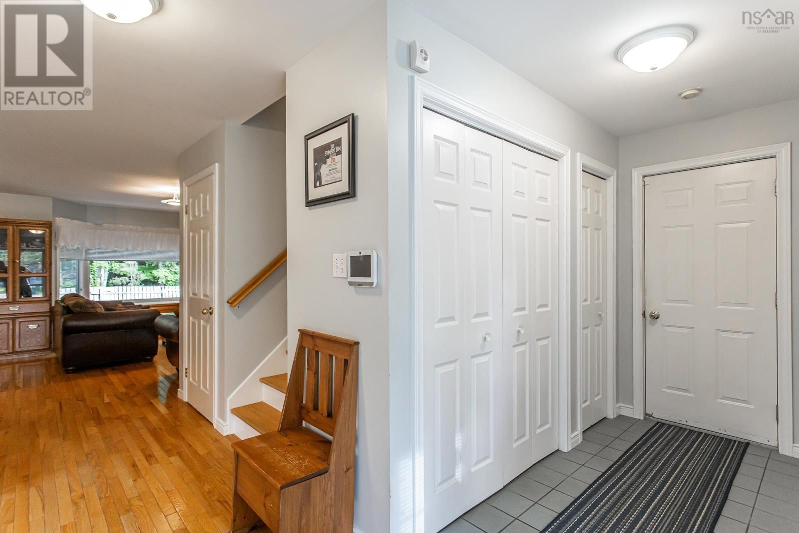 27 Pinecrest Drive Property Photo 18
