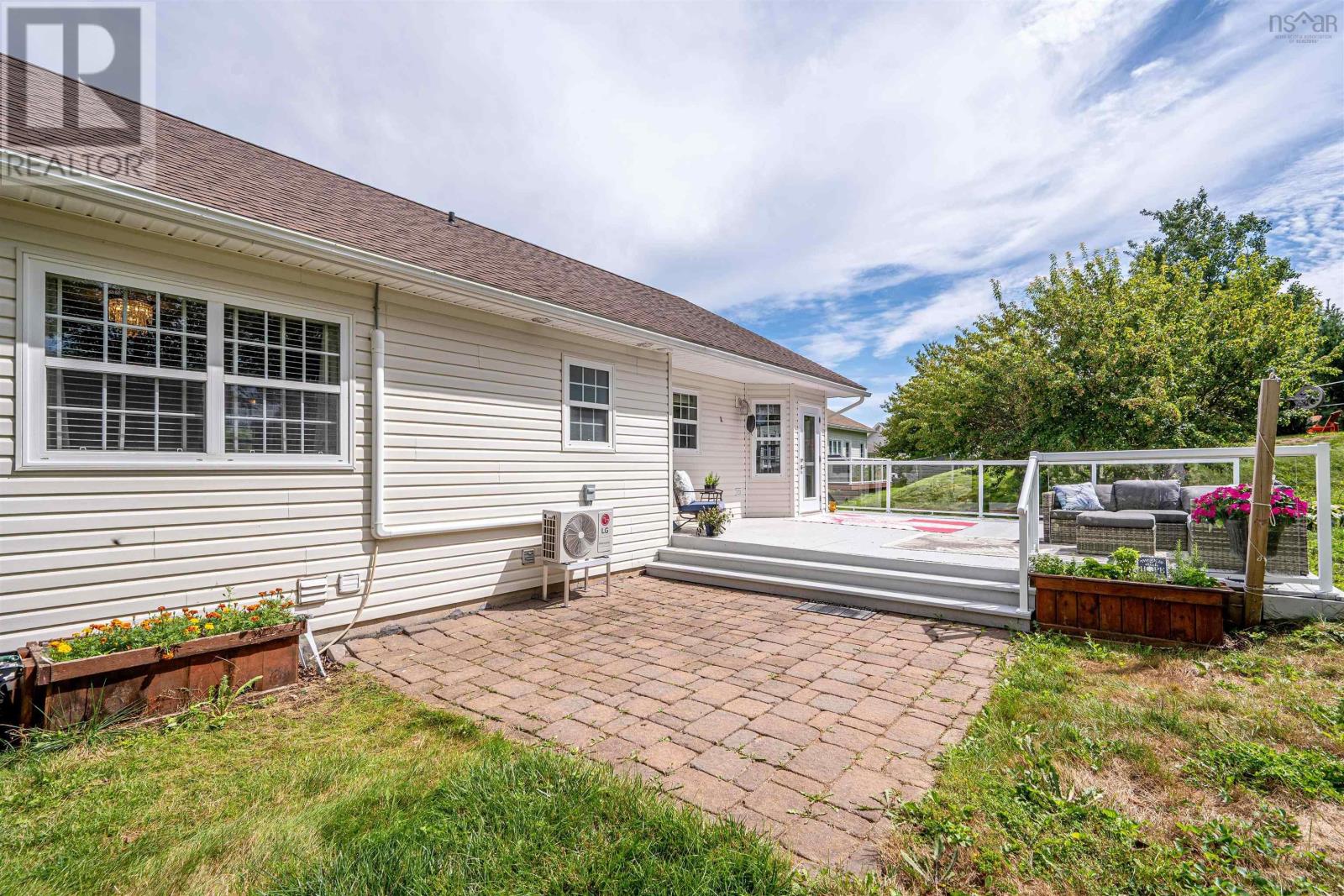 50 Falcon Crest Court Property Photo 36