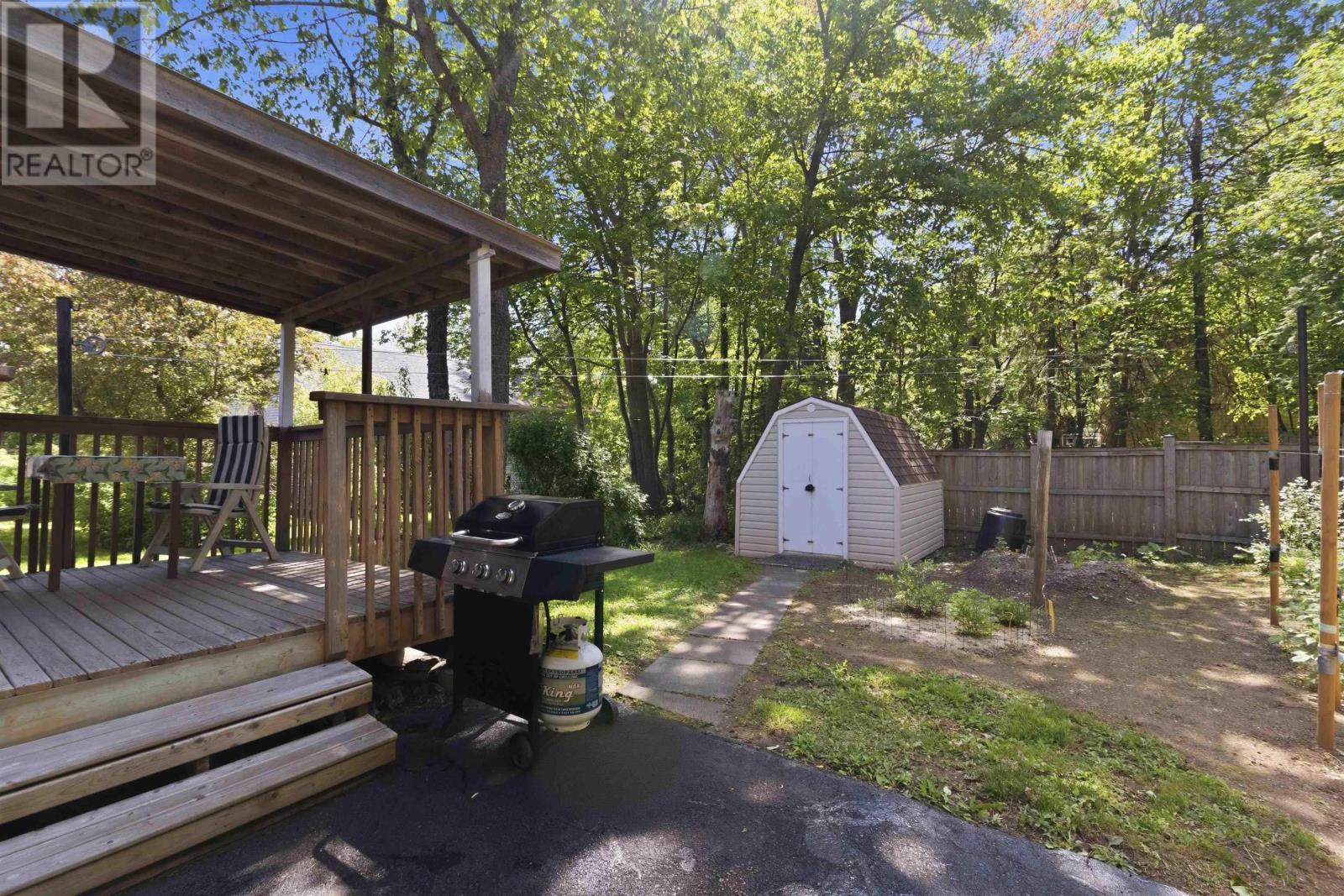 28 Fort Sackville Road Property Photo 6