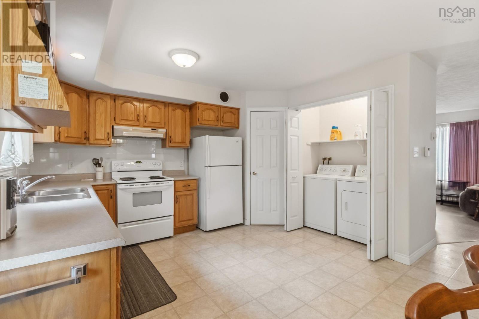 28 Fort Sackville Road Property Photo 14