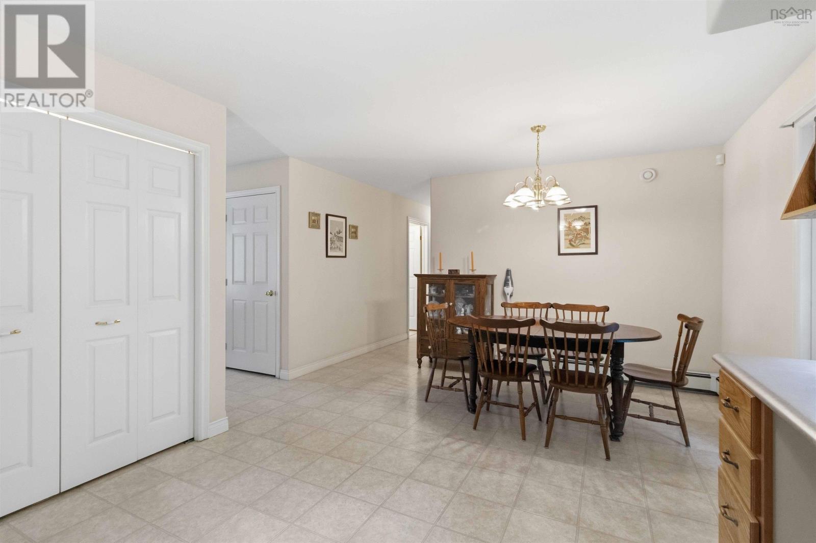 28 Fort Sackville Road Property Photo 15