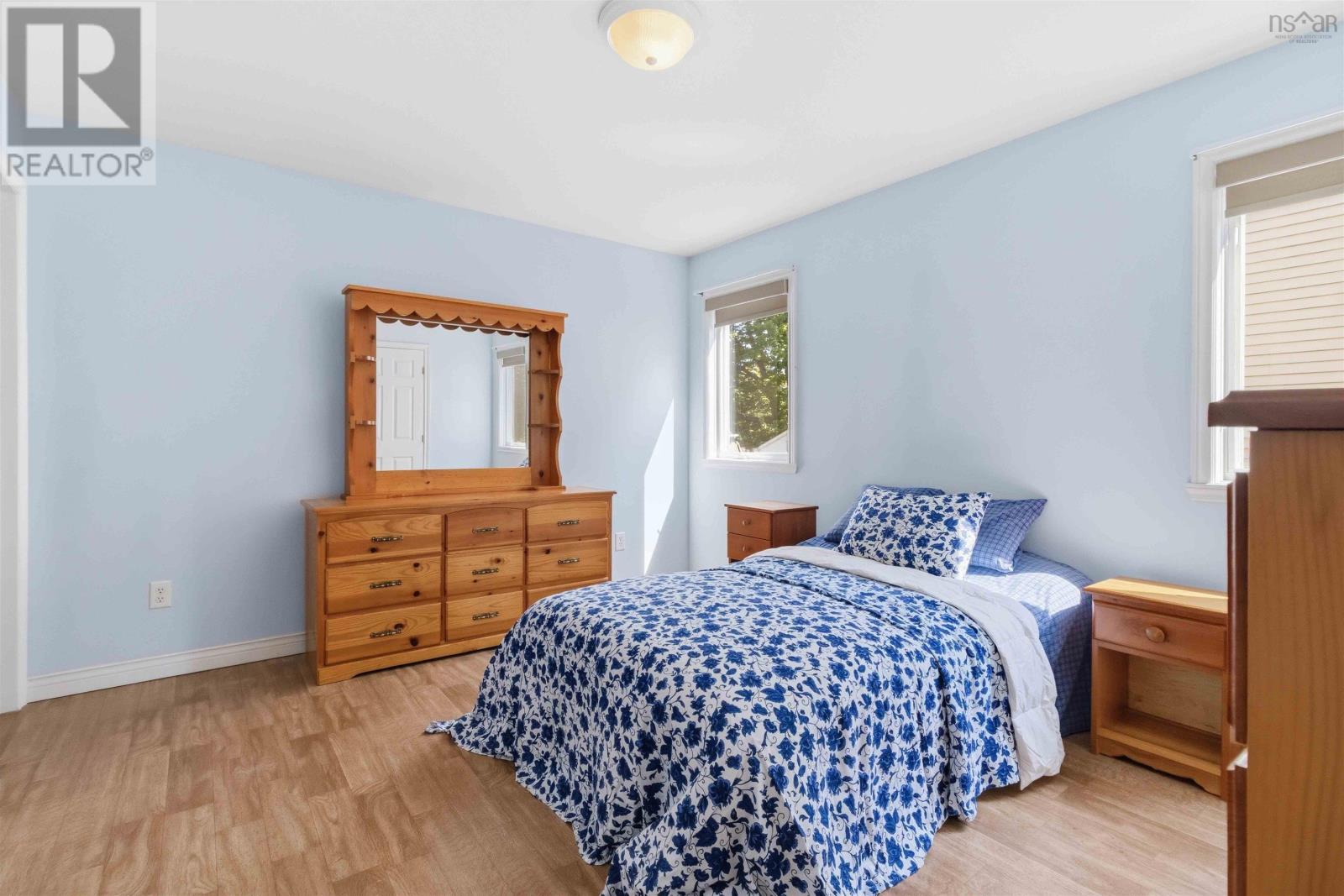 28 Fort Sackville Road Property Photo 16