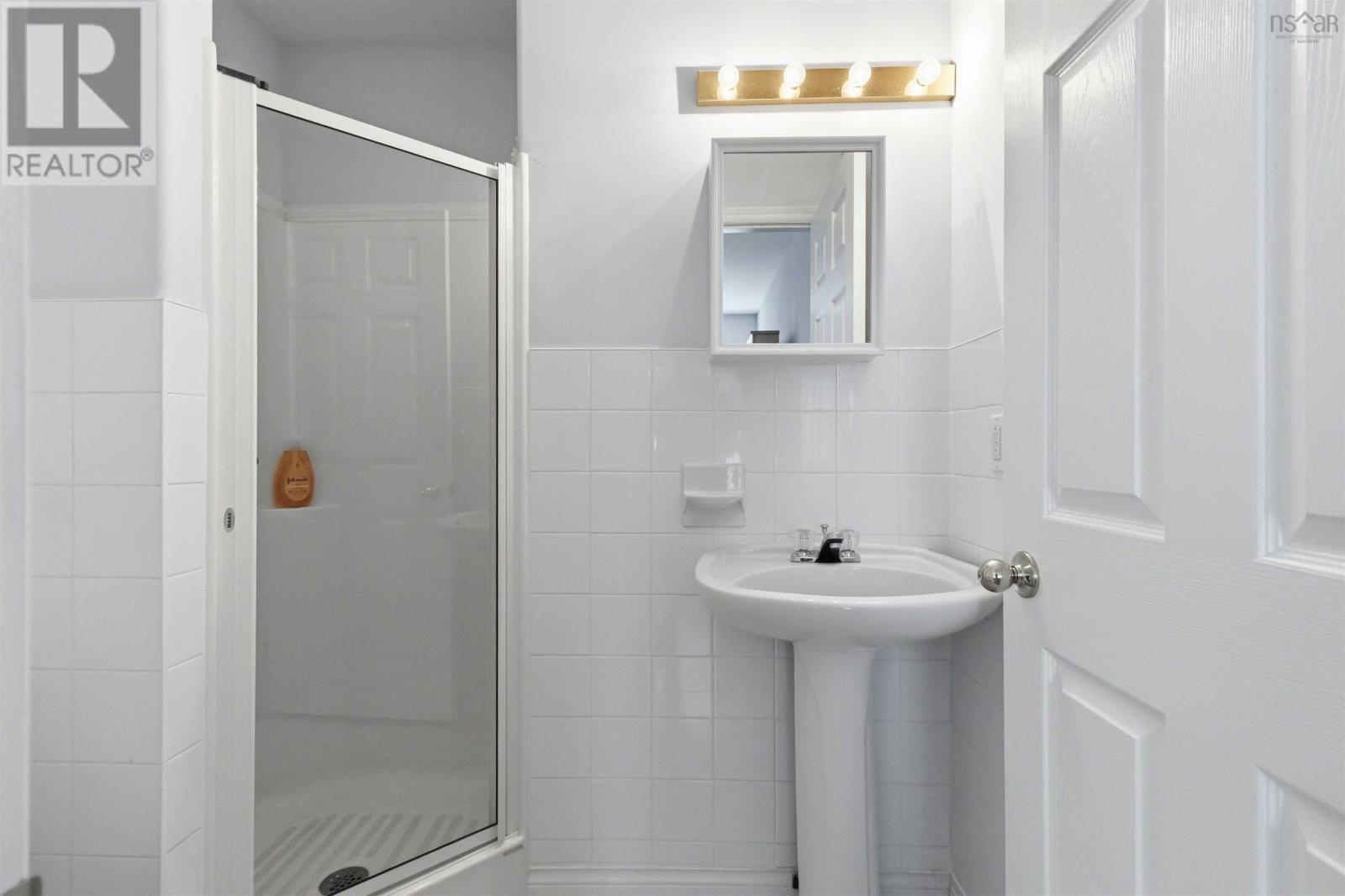 28 Fort Sackville Road Property Photo 18