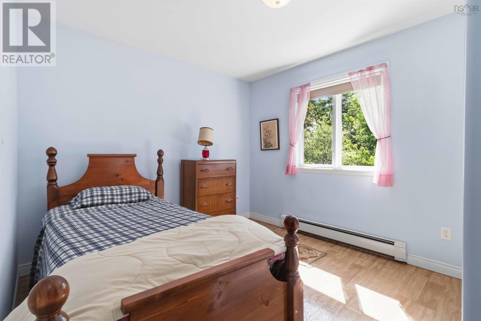 28 Fort Sackville Road Property Photo 20