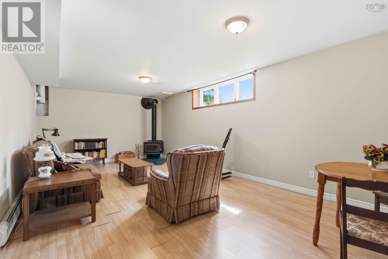 28 Fort Sackville Road Property Photo 23
