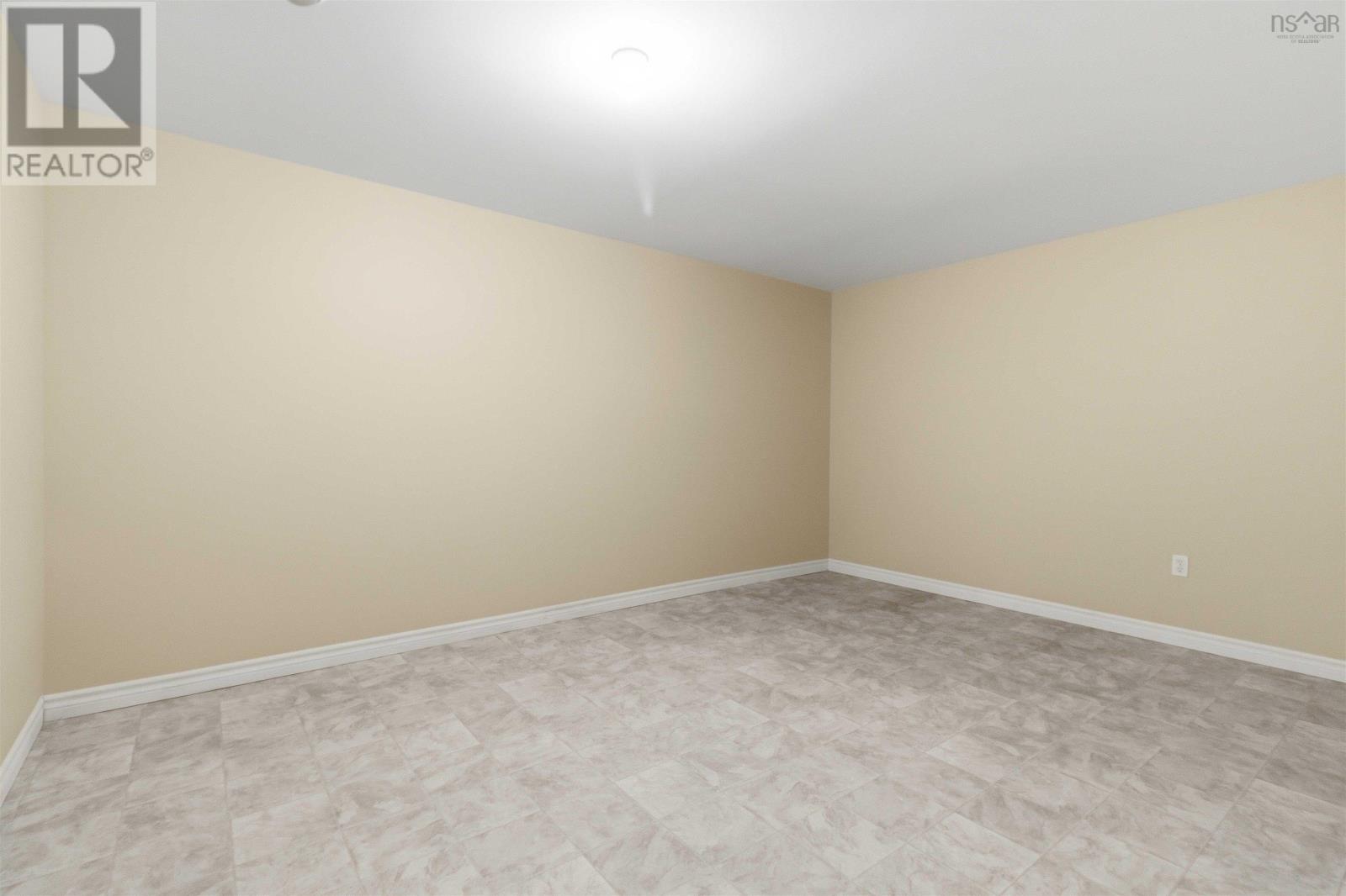 28 Fort Sackville Road Property Photo 25