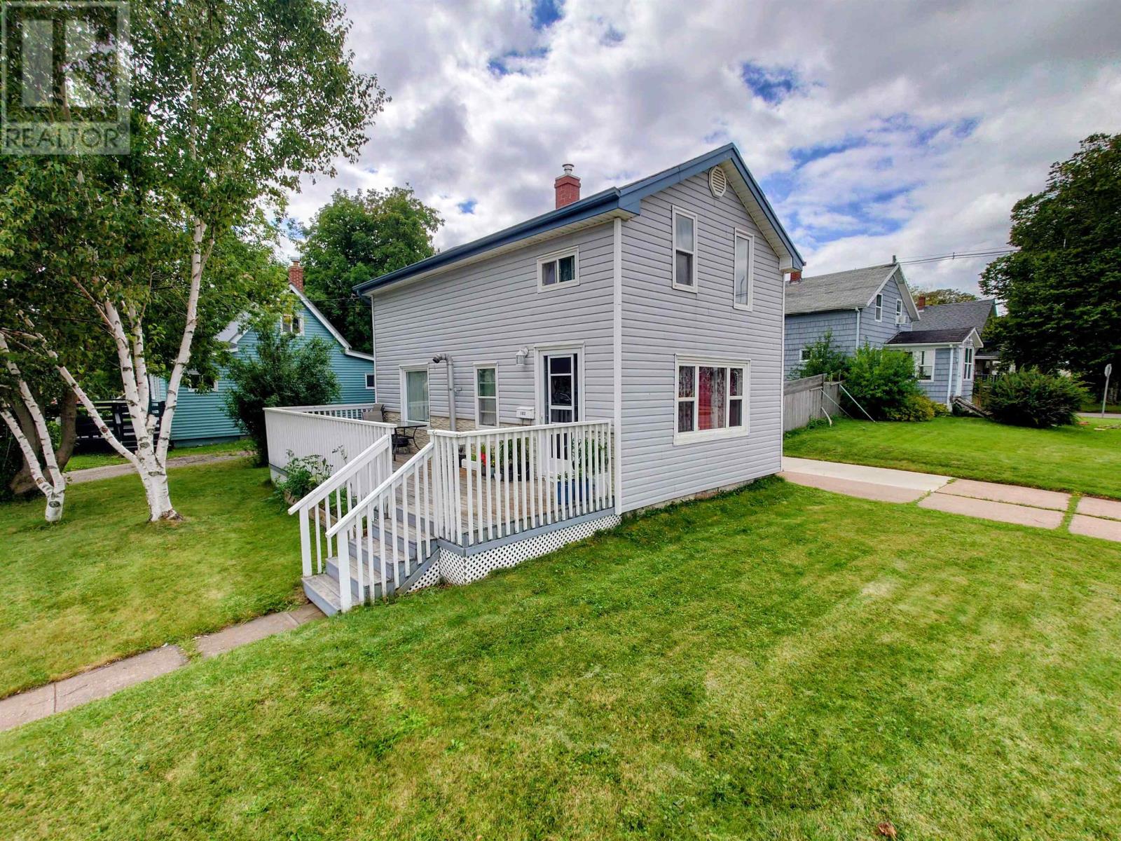 102 Brockville Street Property Photo 2