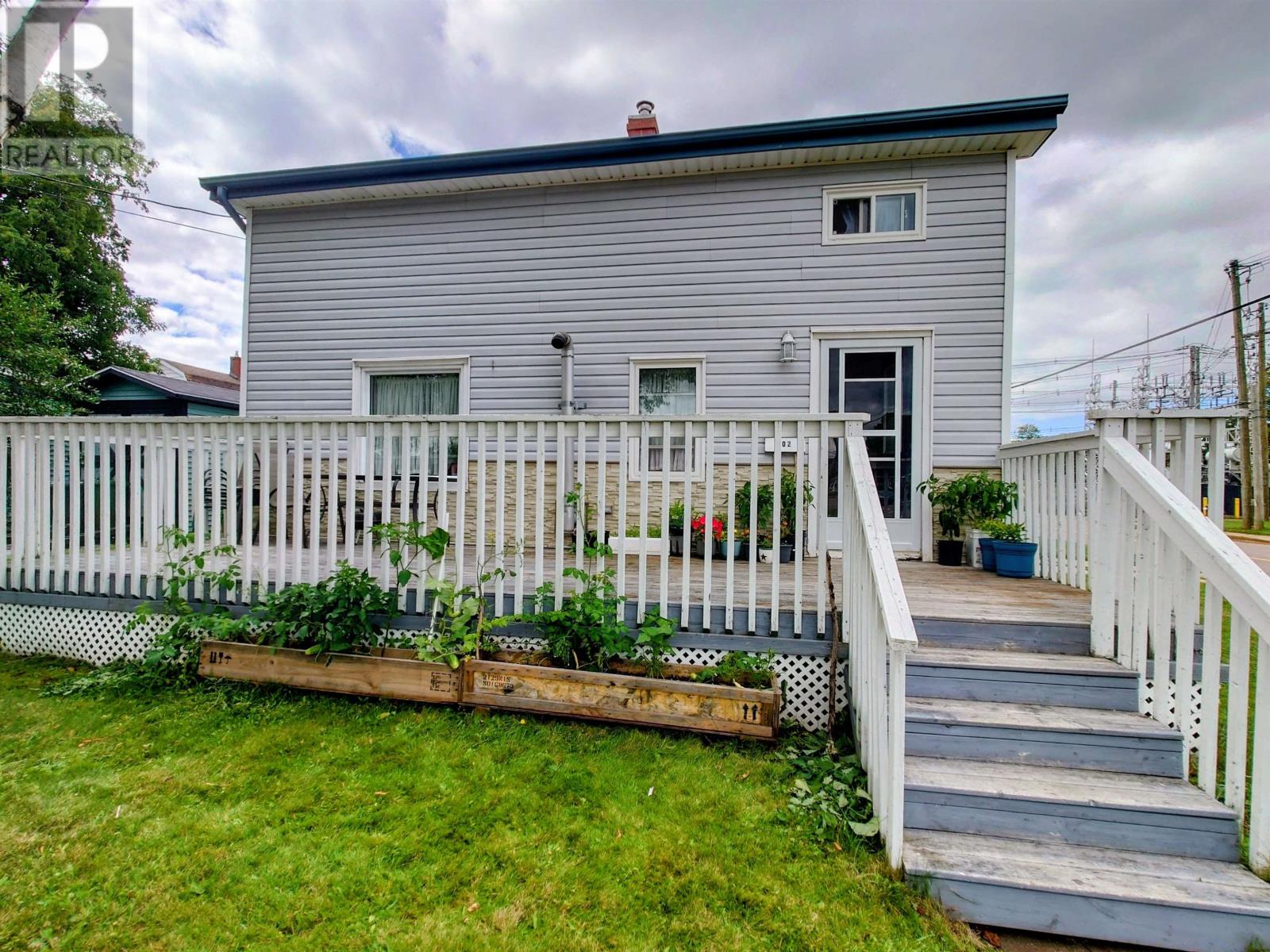 102 Brockville Street Property Photo 3