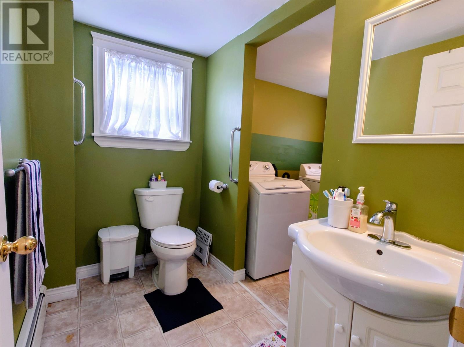 102 Brockville Street Property Photo 11