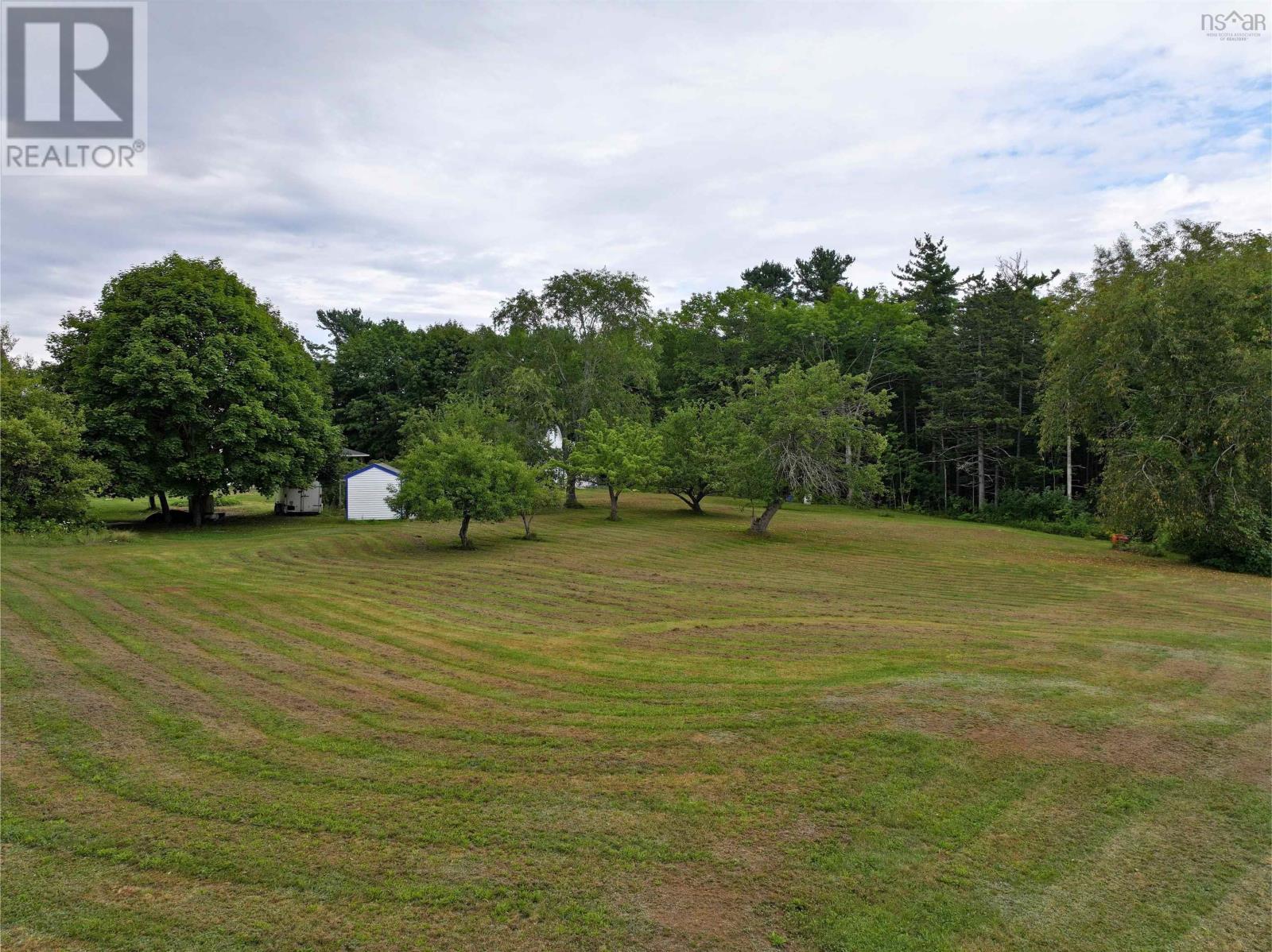 370 Back Centre Road Property Photo 48