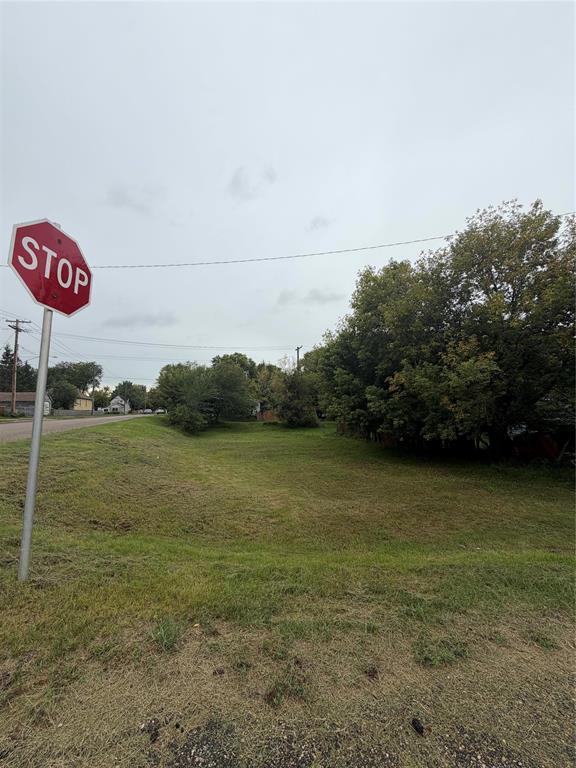 102 6th Street N