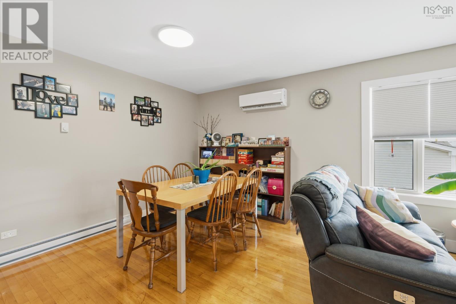 126 King Street Property Photo 8