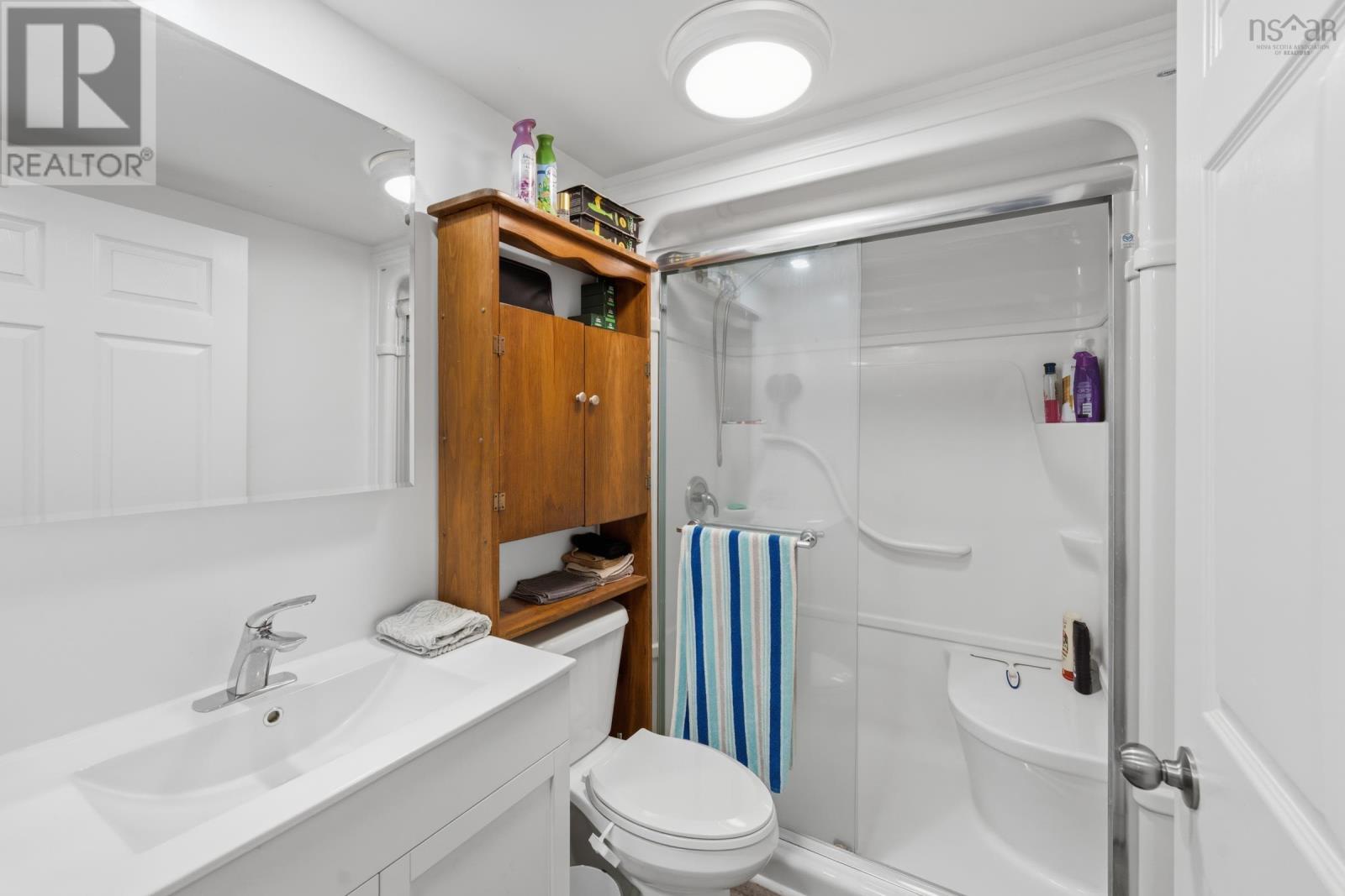 126 King Street Property Photo 14