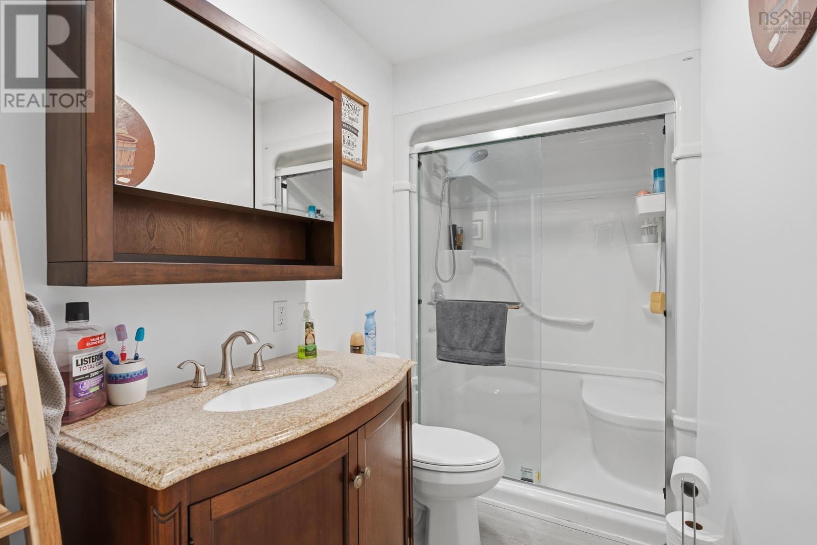 126 King Street Property Photo 16