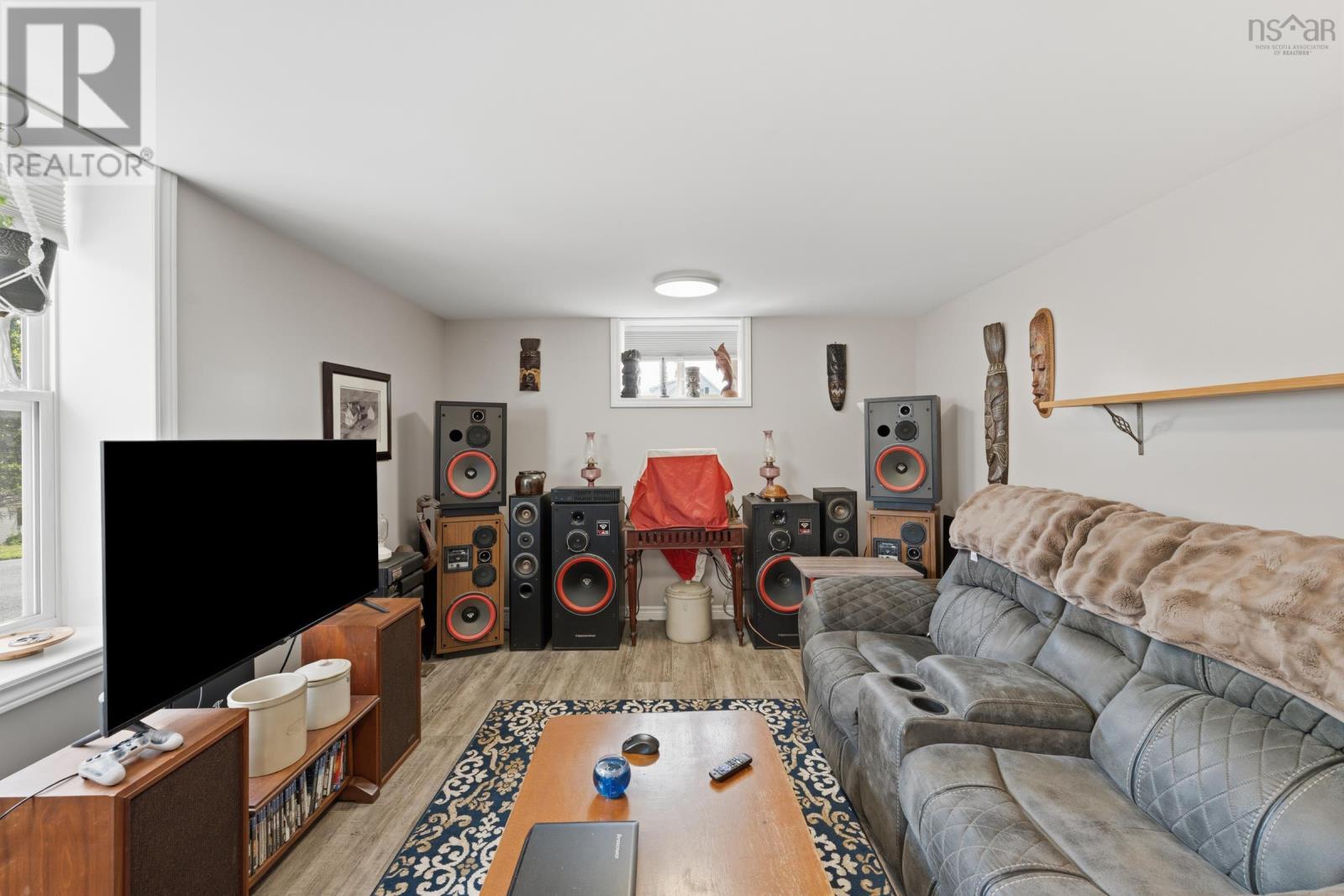 126 King Street Property Photo 33