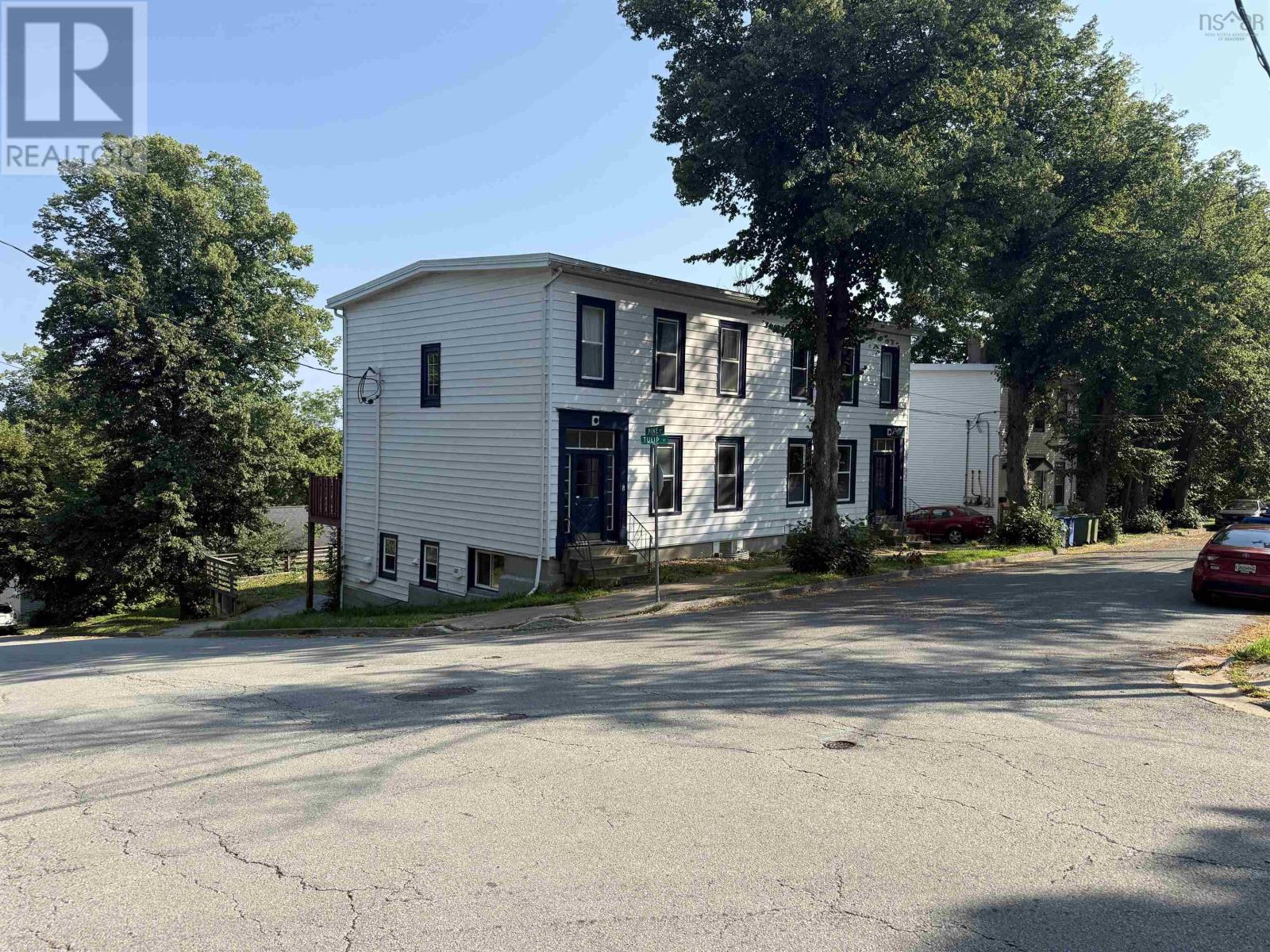 6&8 Tulip Street Property Photo 2