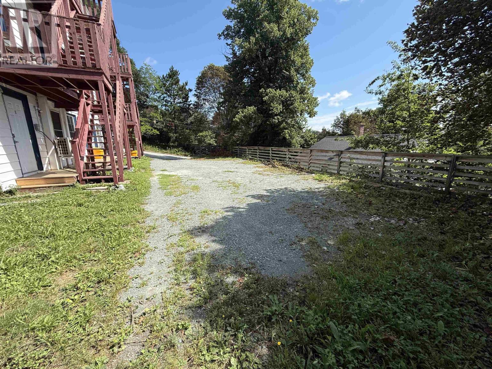 6&8 Tulip Street Property Photo 26