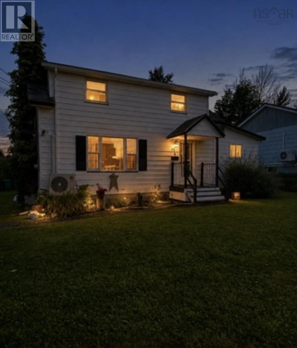 41 Claremont Avenue Property Photo 1