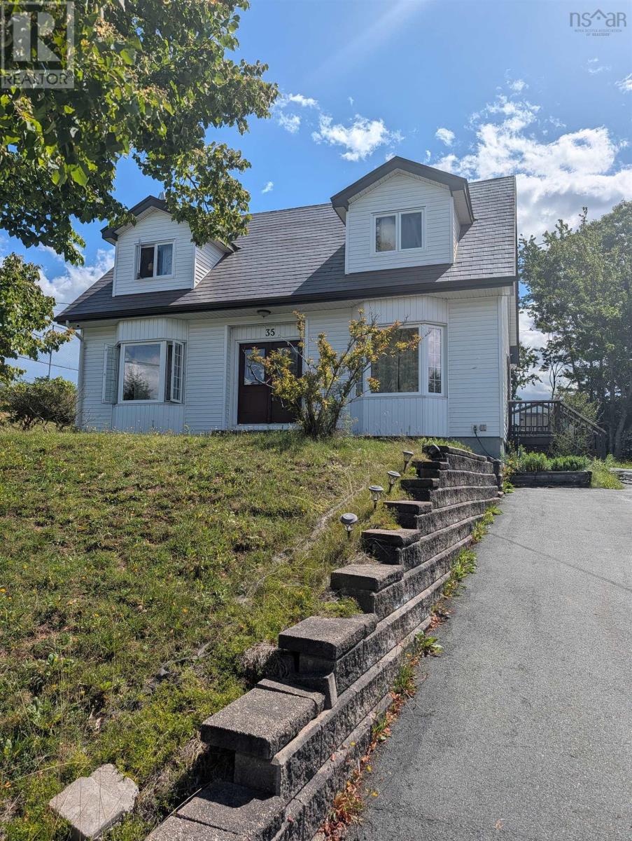 35 Gourok Avenue