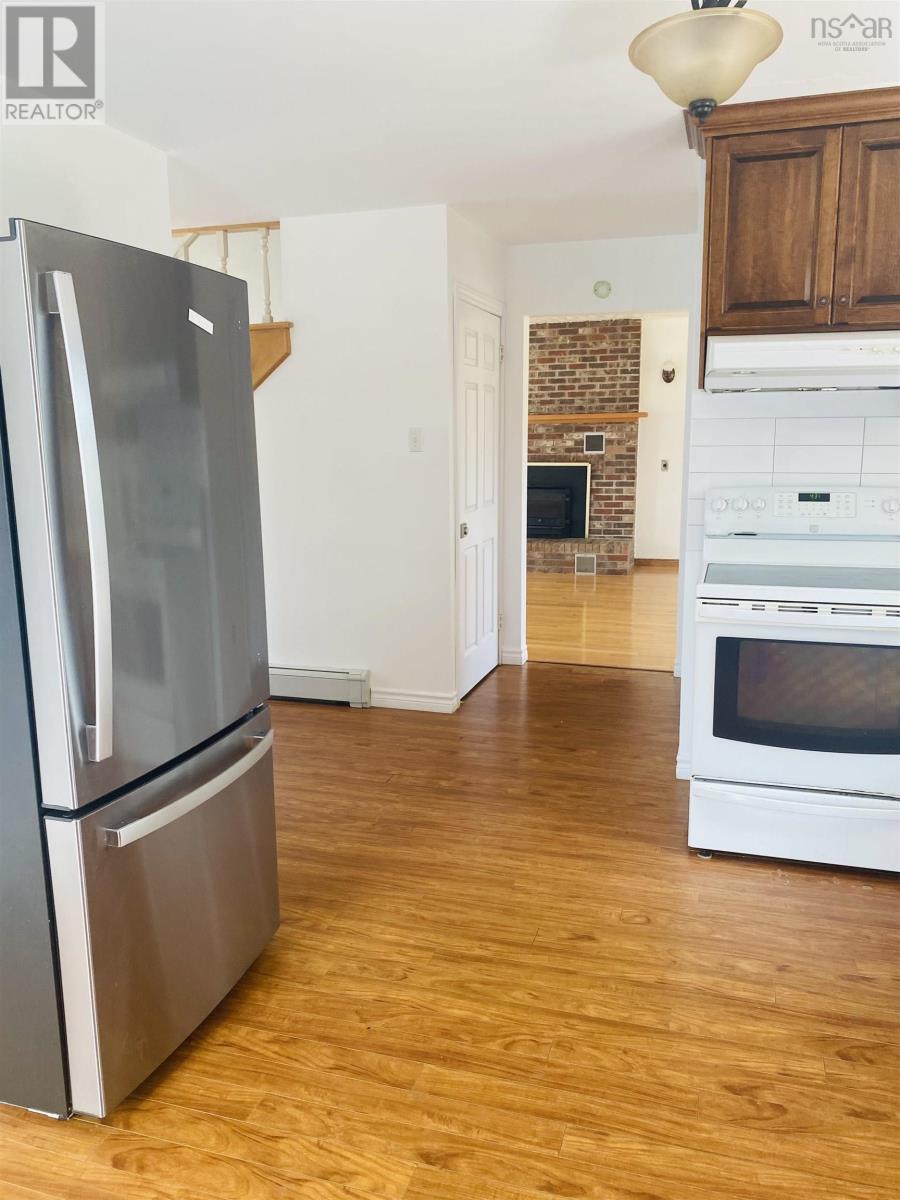 35 Gourok Avenue Property Photo 4