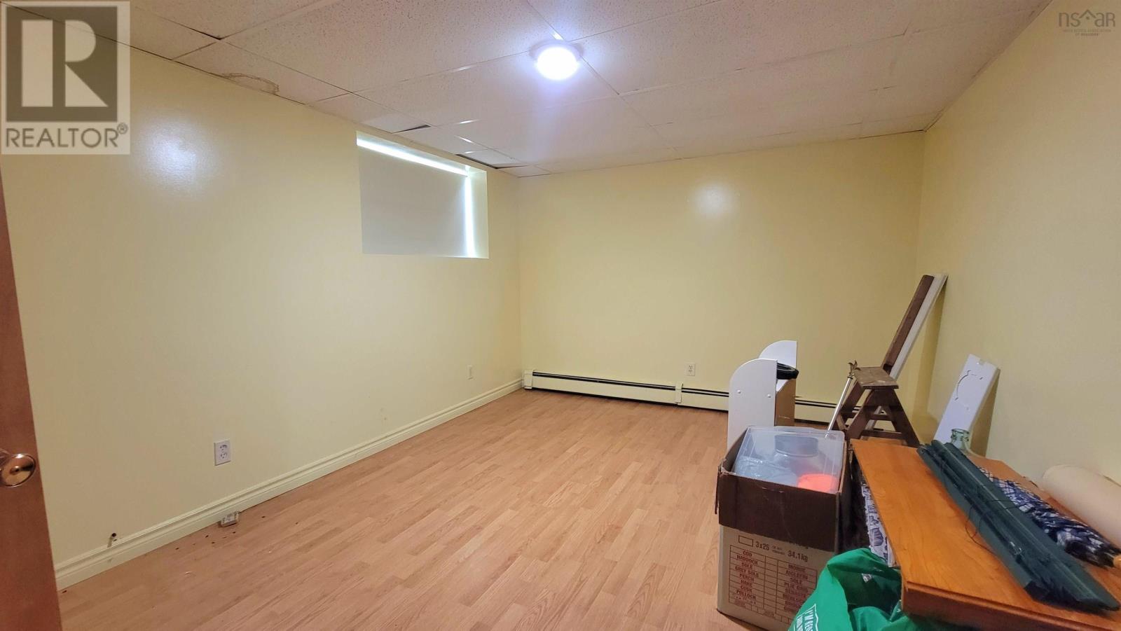 18 Cemetery Road Property Photo 26