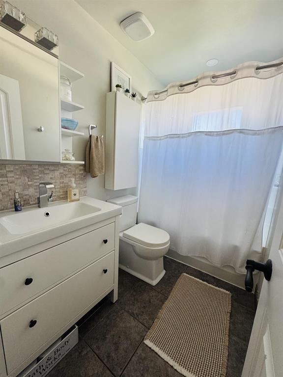 255 Antrim Road Property Photo 10