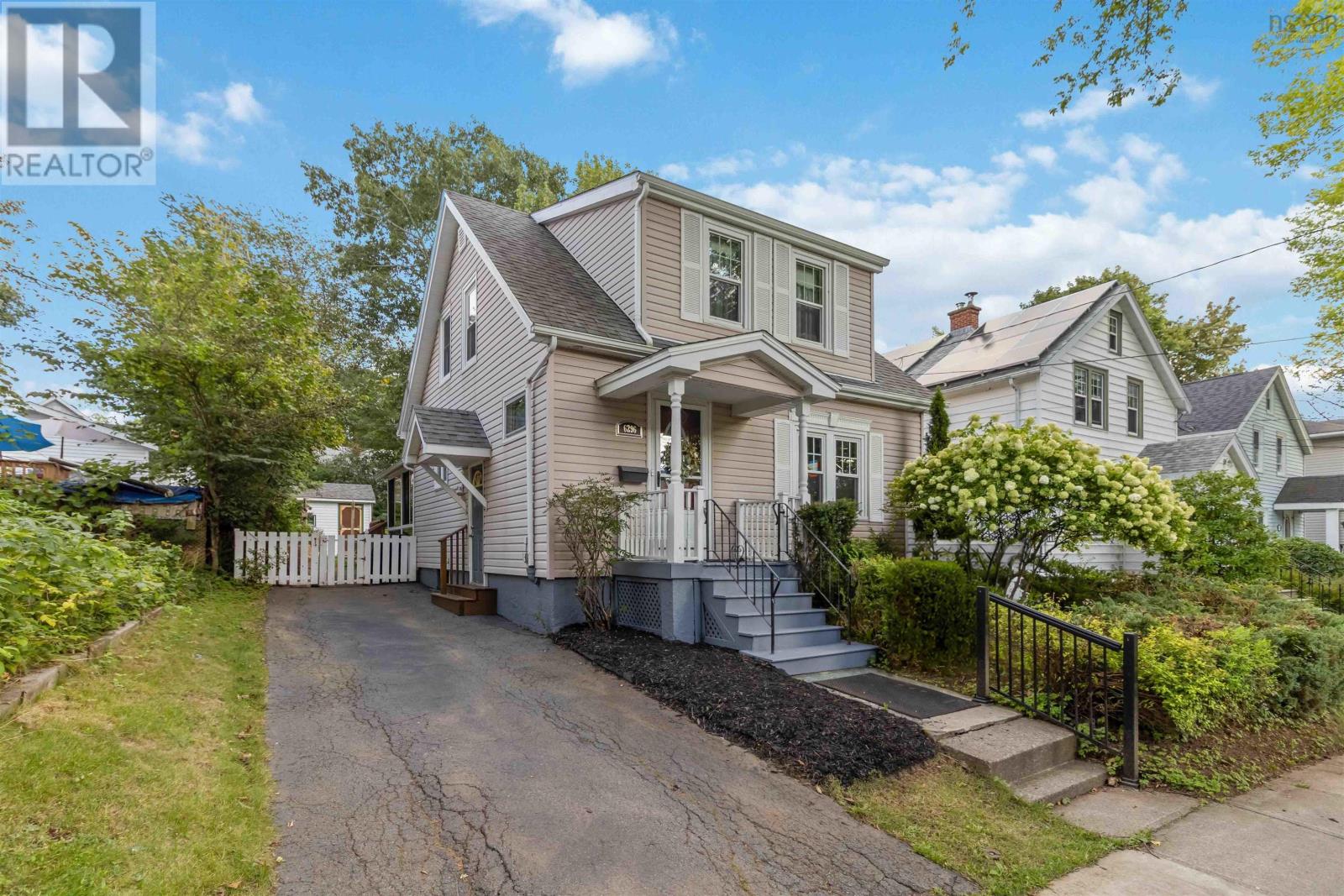 6296 Liverpool Street Property Photo 2