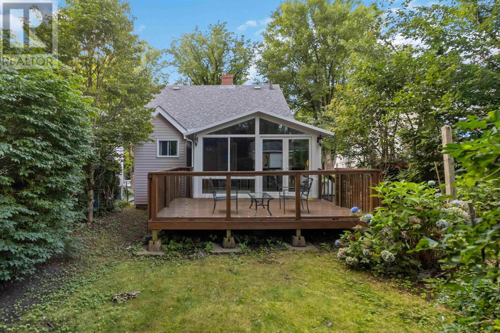6296 Liverpool Street Property Photo 12