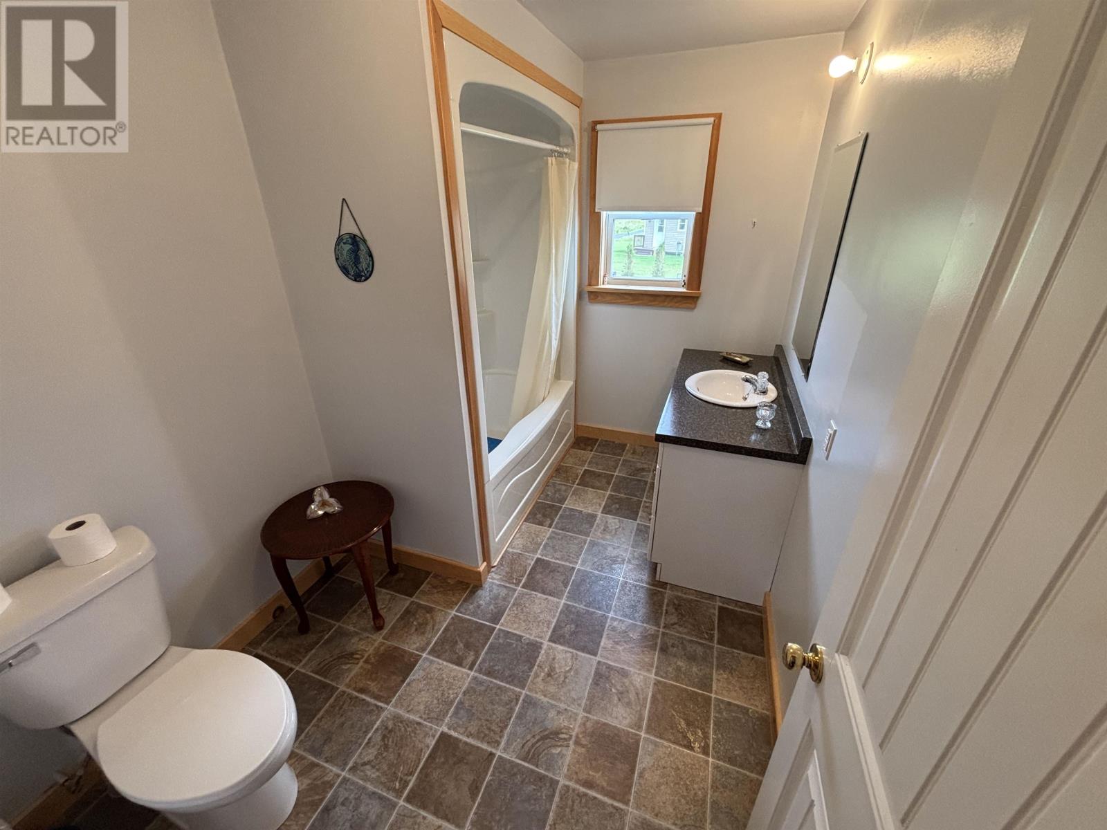 39 Ray Way Property Photo 14
