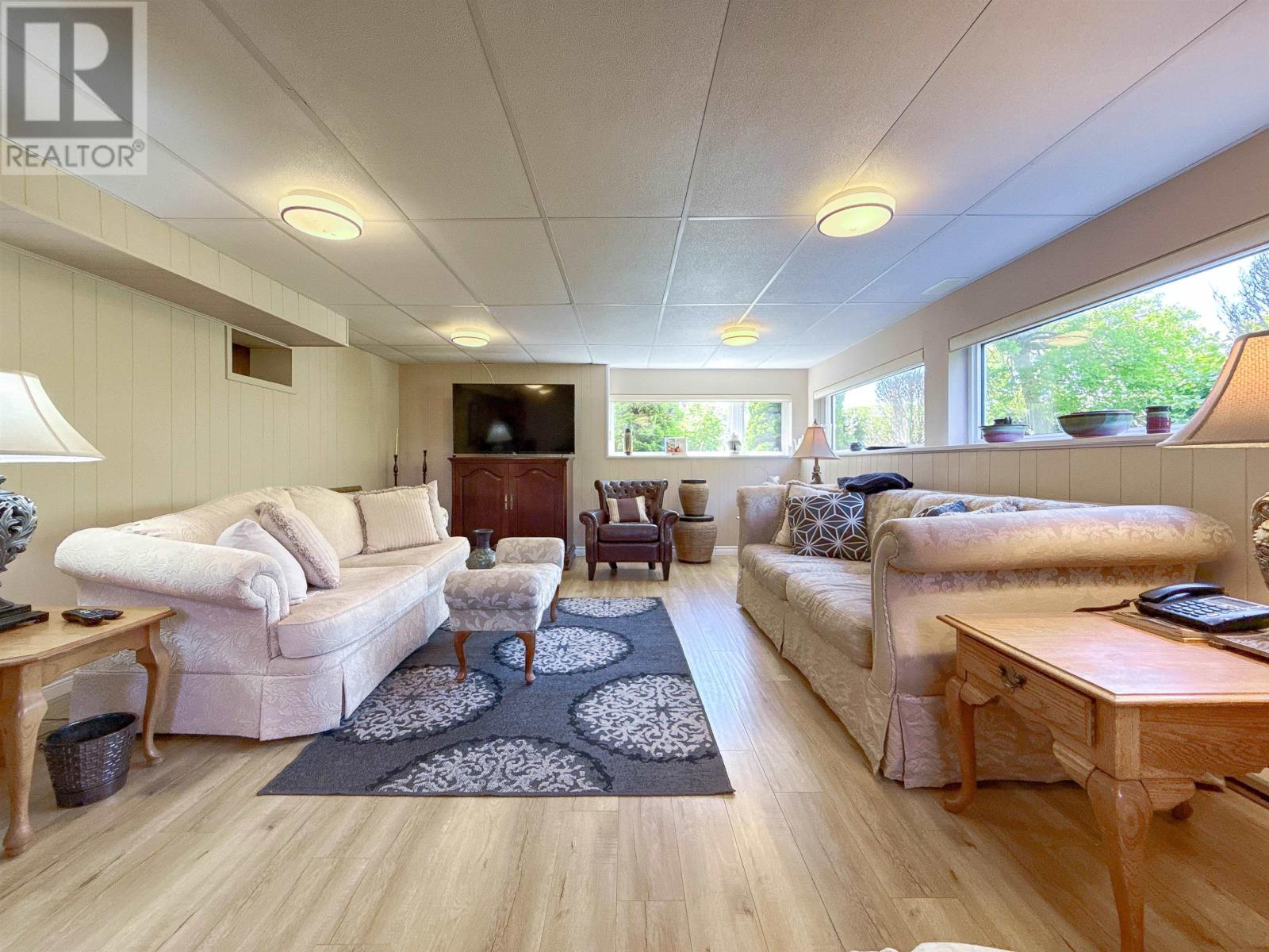 12 Lighthouse Lane Property Photo 32