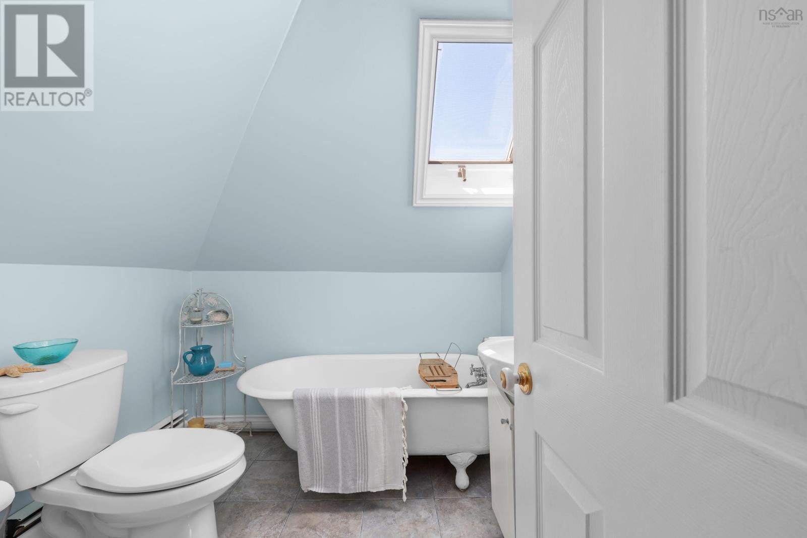 1237 Purcells Cove Road Property Photo 25