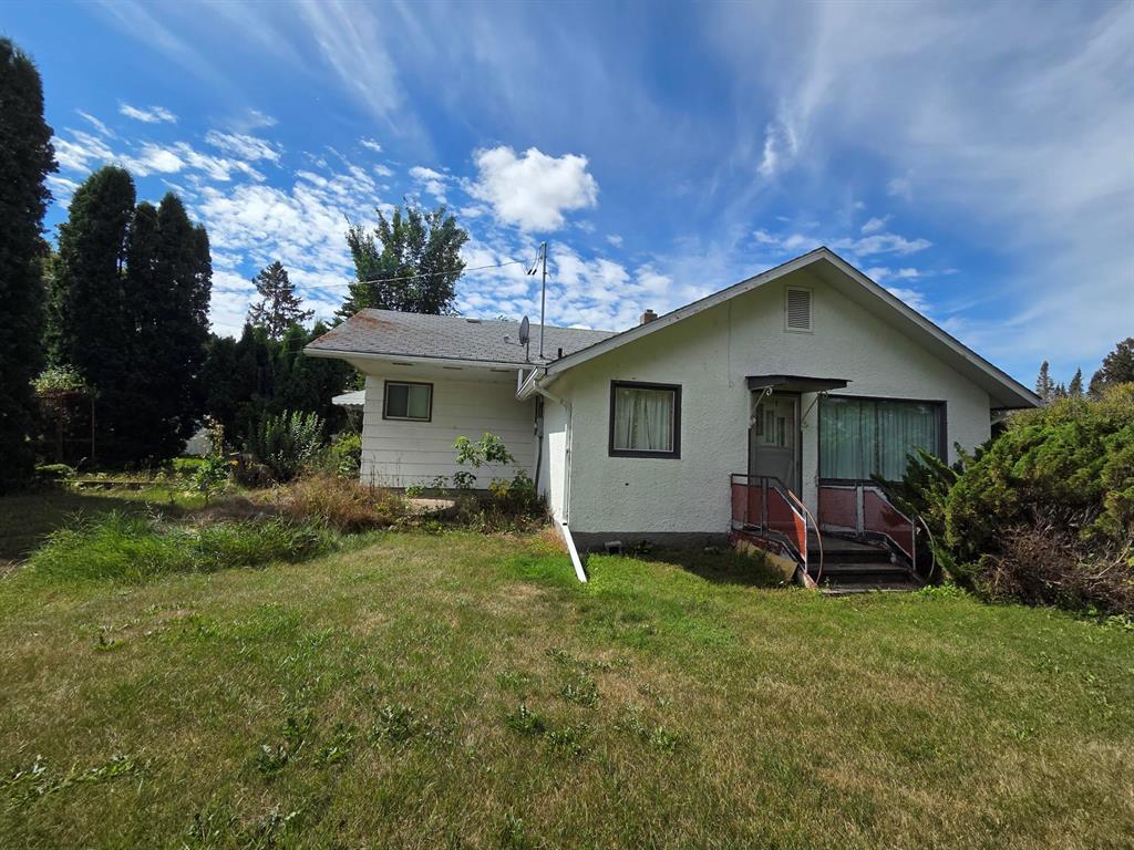 226 Rupert Avenue E Property Photo 1