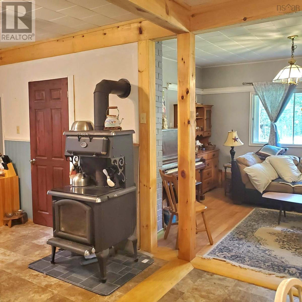 1698 Barss Corner Road Property Photo 7
