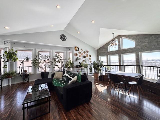 110 7th Avenue Property Photo 6