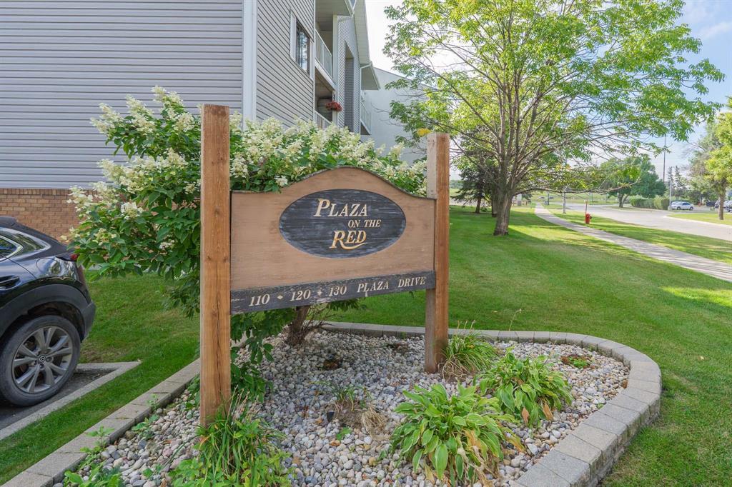 4111 120 Plaza Drive Property Photo 1