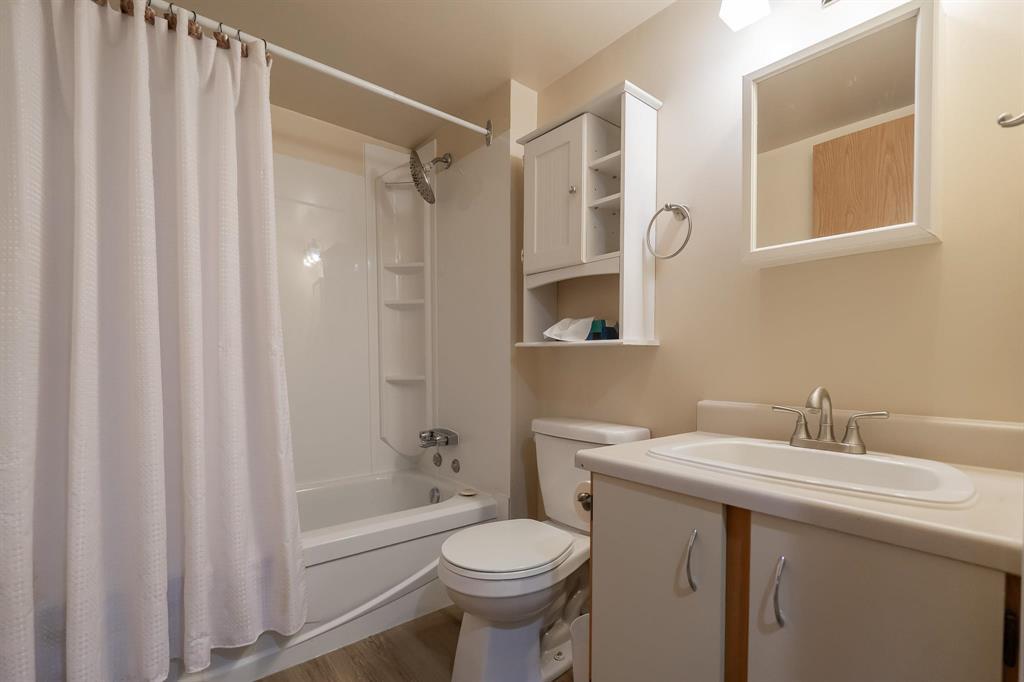 4111 120 Plaza Drive Property Photo 21