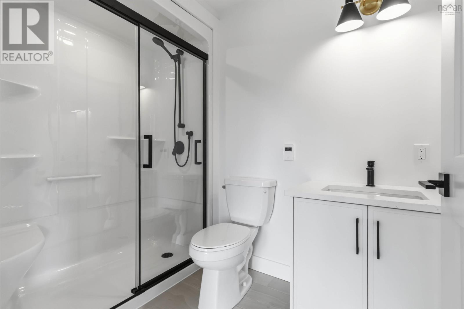 2 Jessome Avenue Property Photo 9