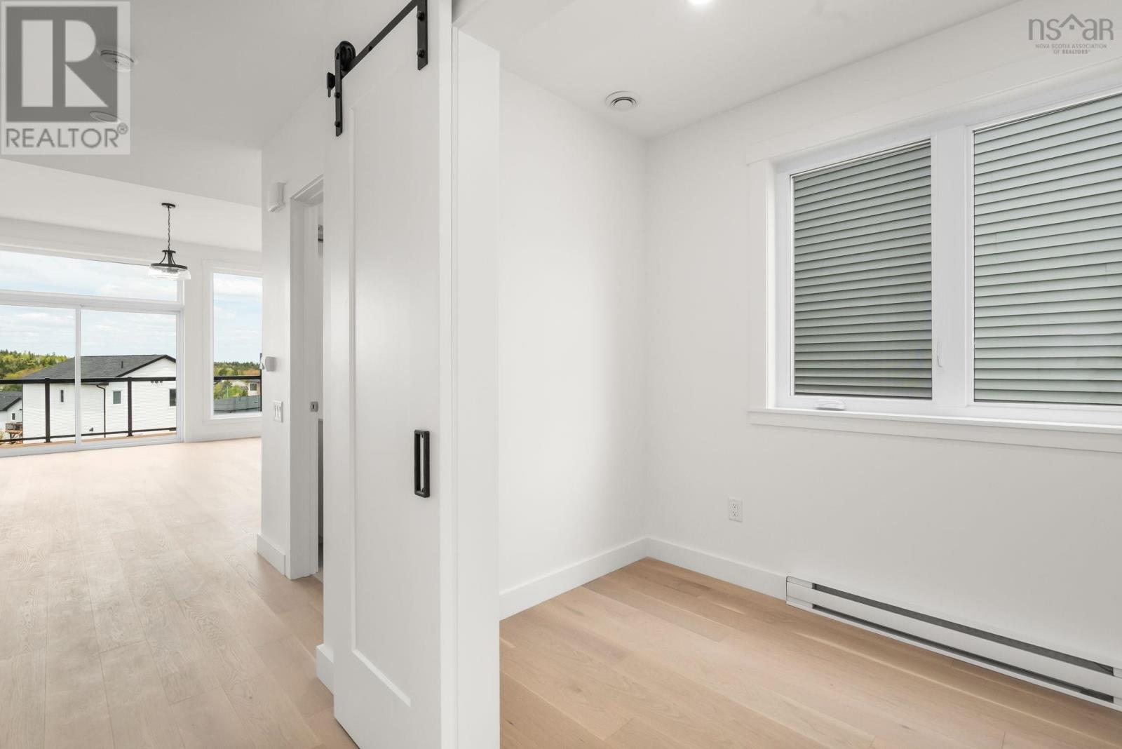 203 Brunello Boulevard Property Photo 4