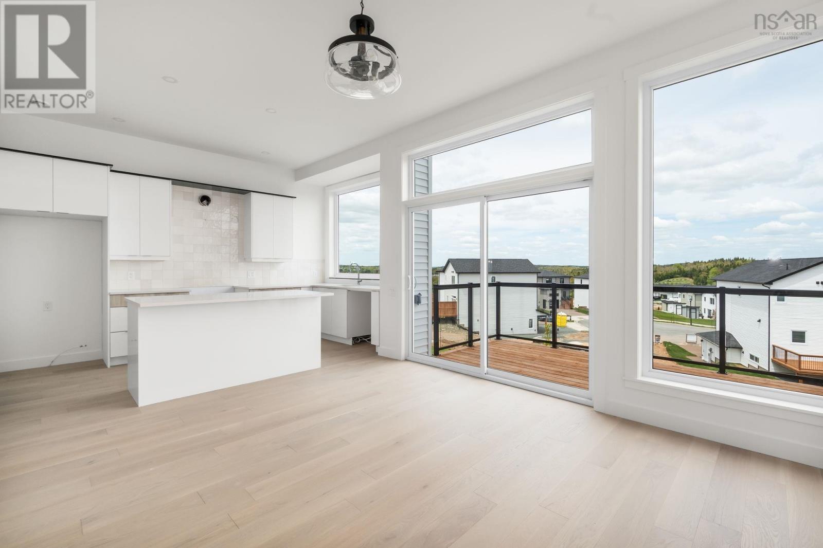 203 Brunello Boulevard Property Photo 6