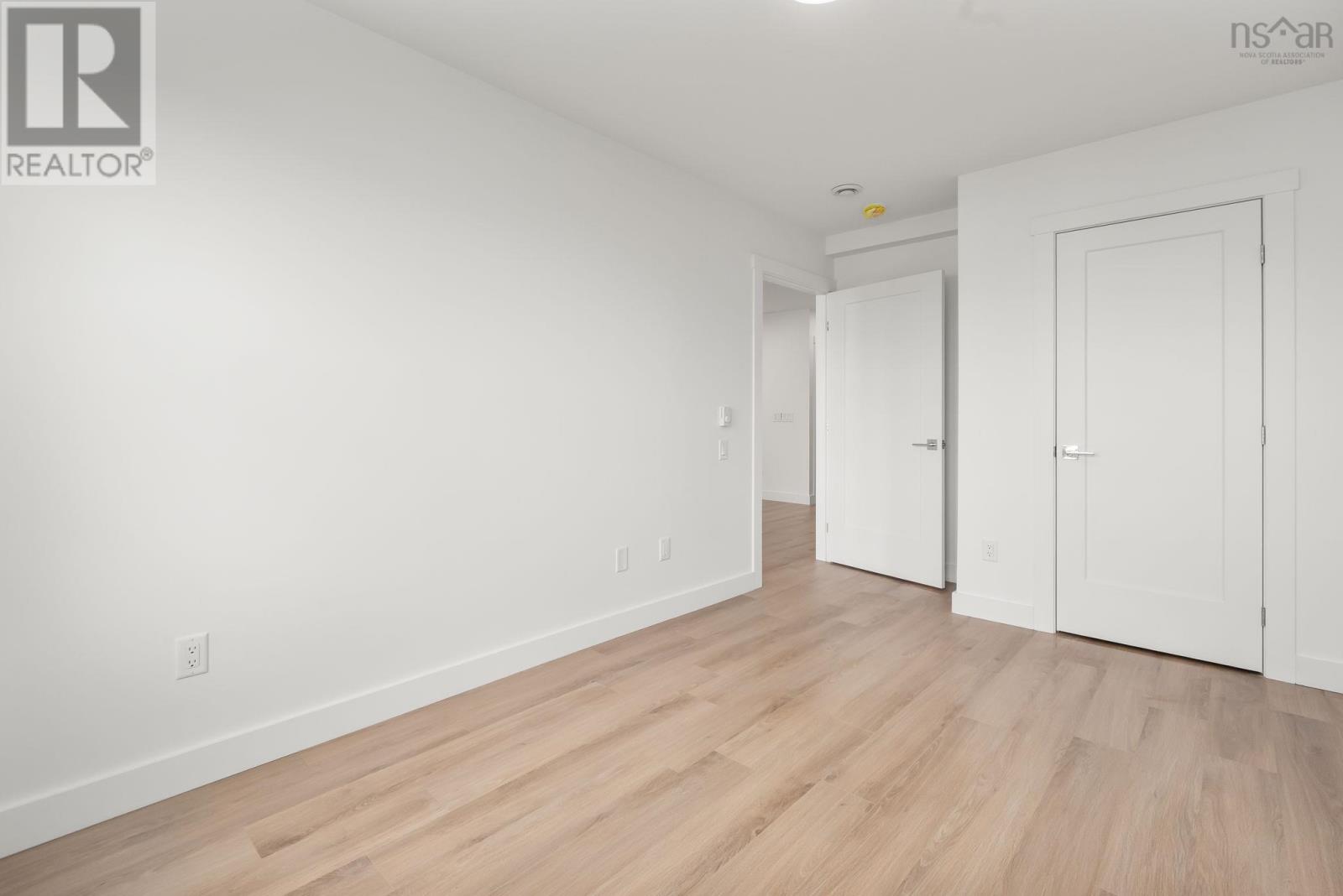 203 Brunello Boulevard Property Photo 32