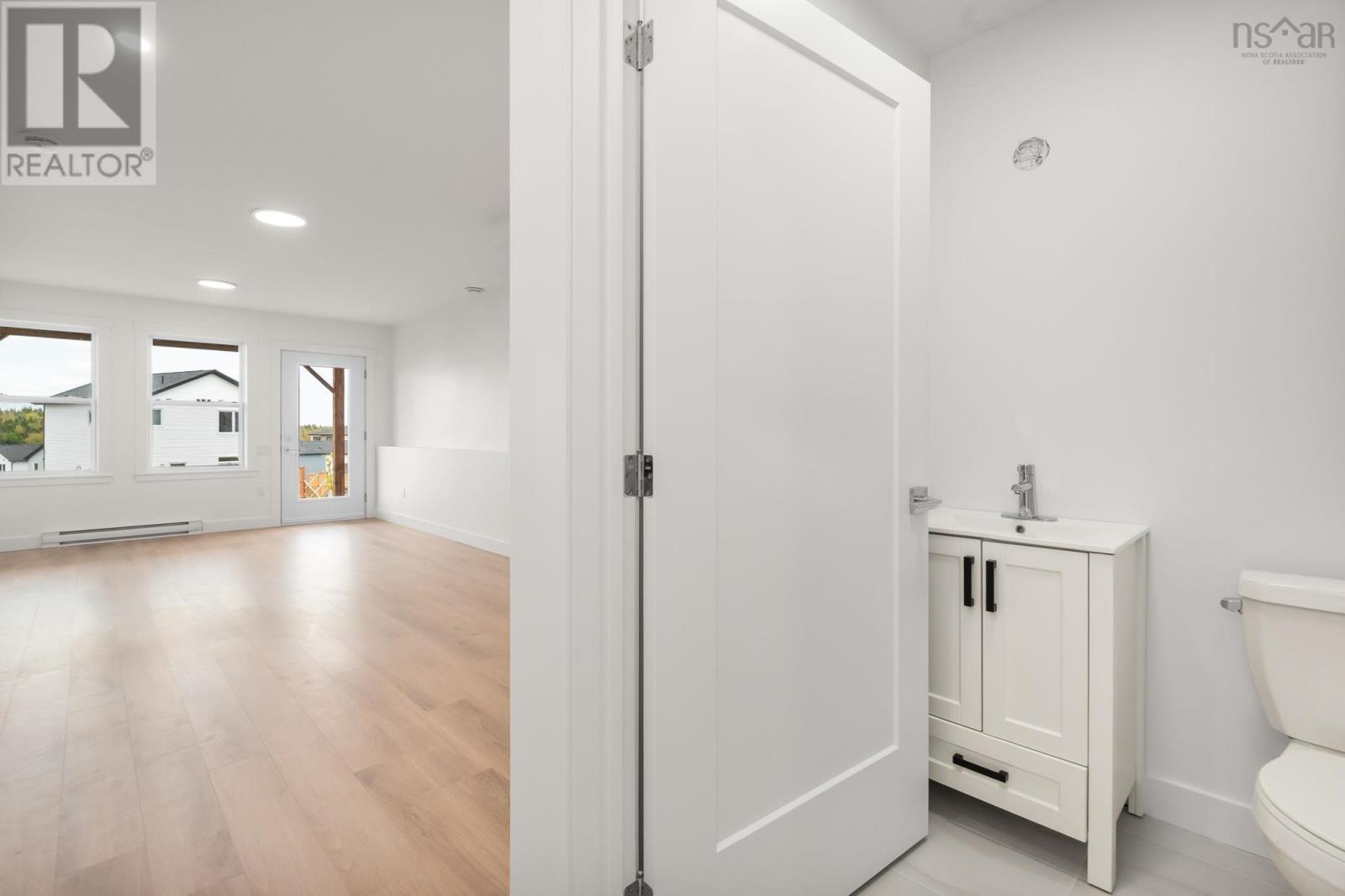 203 Brunello Boulevard Property Photo 34