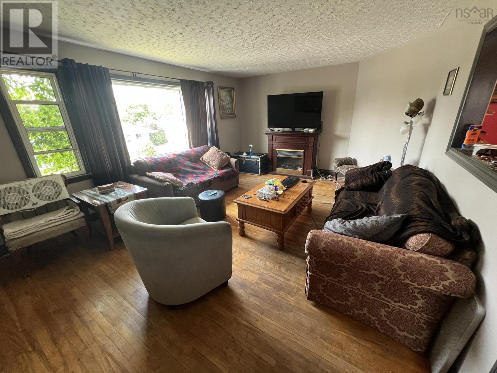 24 Charles Street Property Photo 5