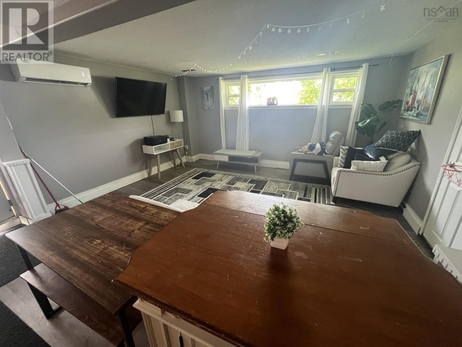 24 Charles Street Property Photo 10