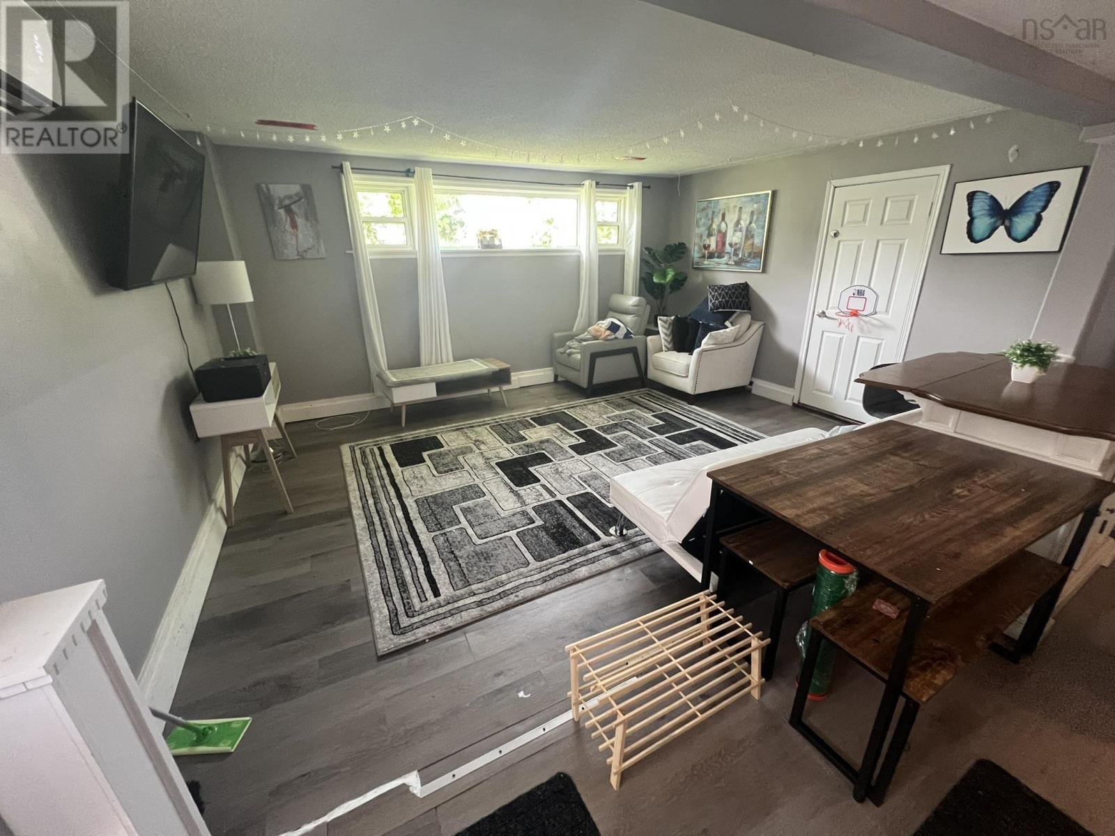 24 Charles Street Property Photo 11