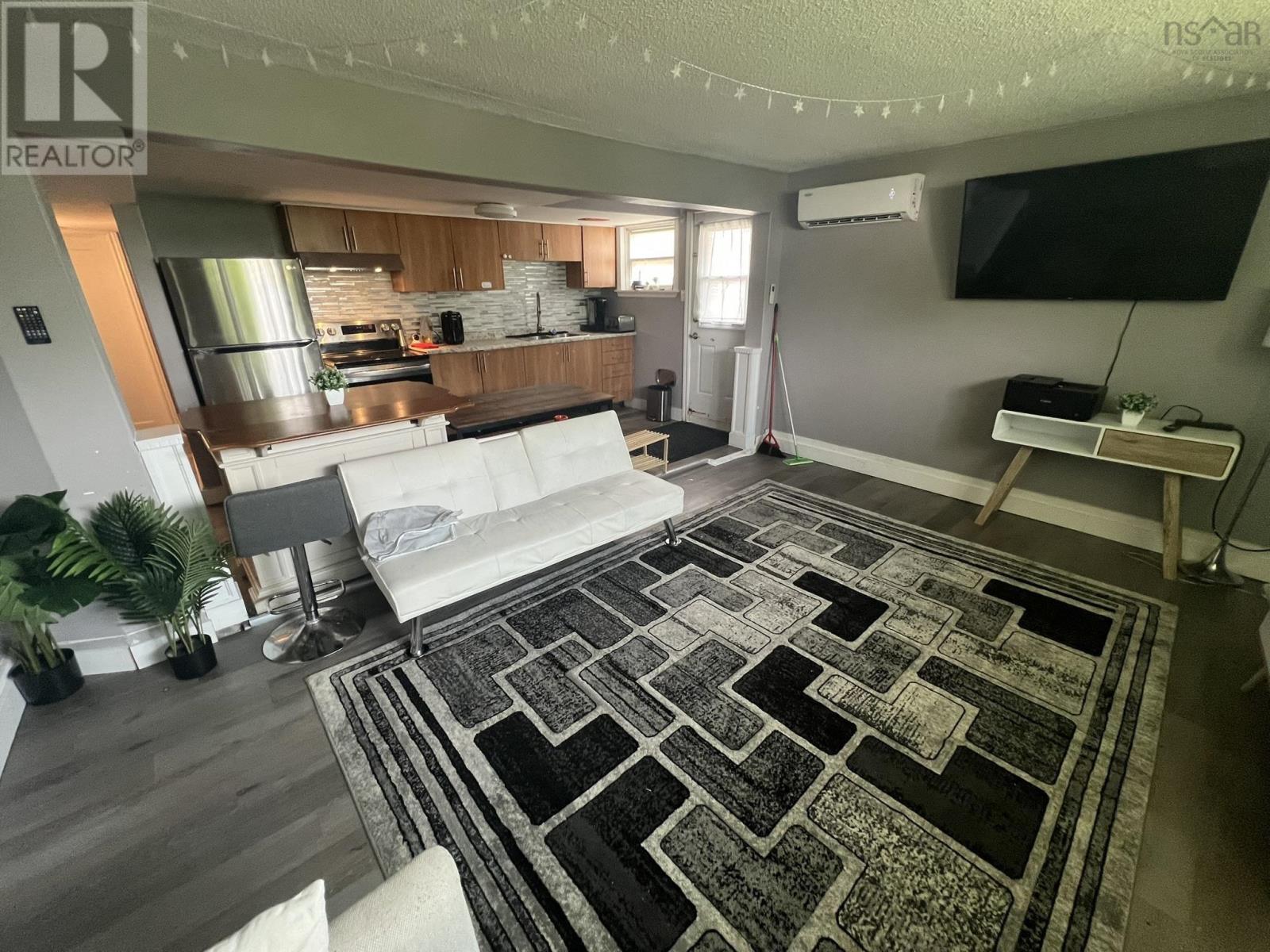 24 Charles Street Property Photo 14