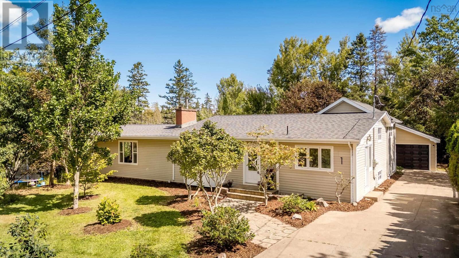 1 Sylvan Drive Property Photo 1
