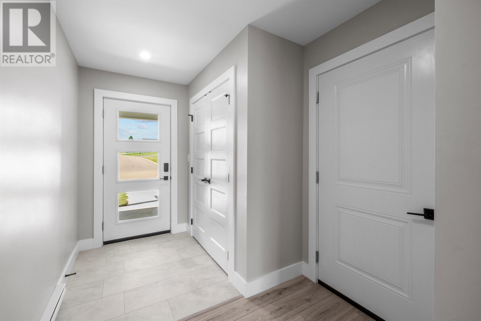 31 Starlite Street Property Photo 3