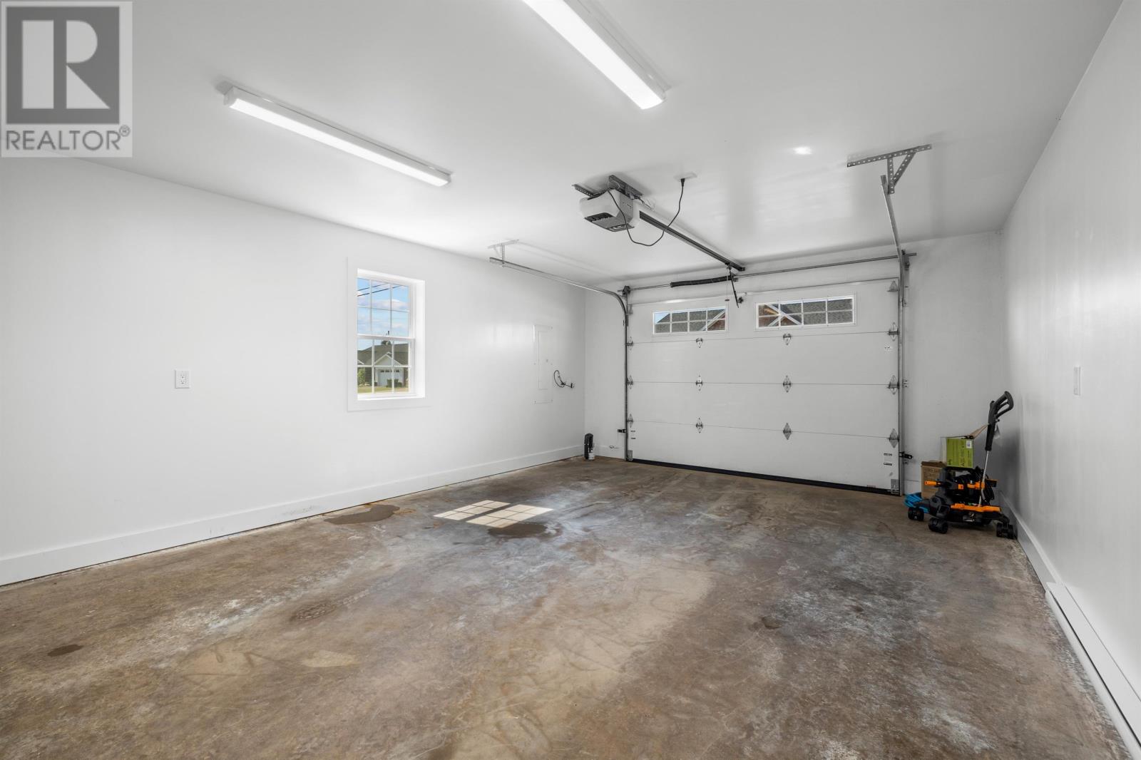 31 Starlite Street Property Photo 18