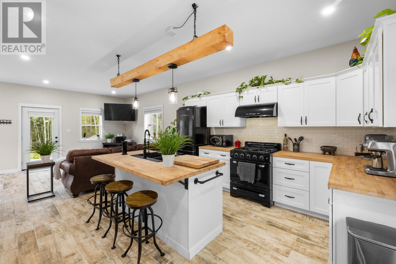 1117 Long River Road Property Photo 13