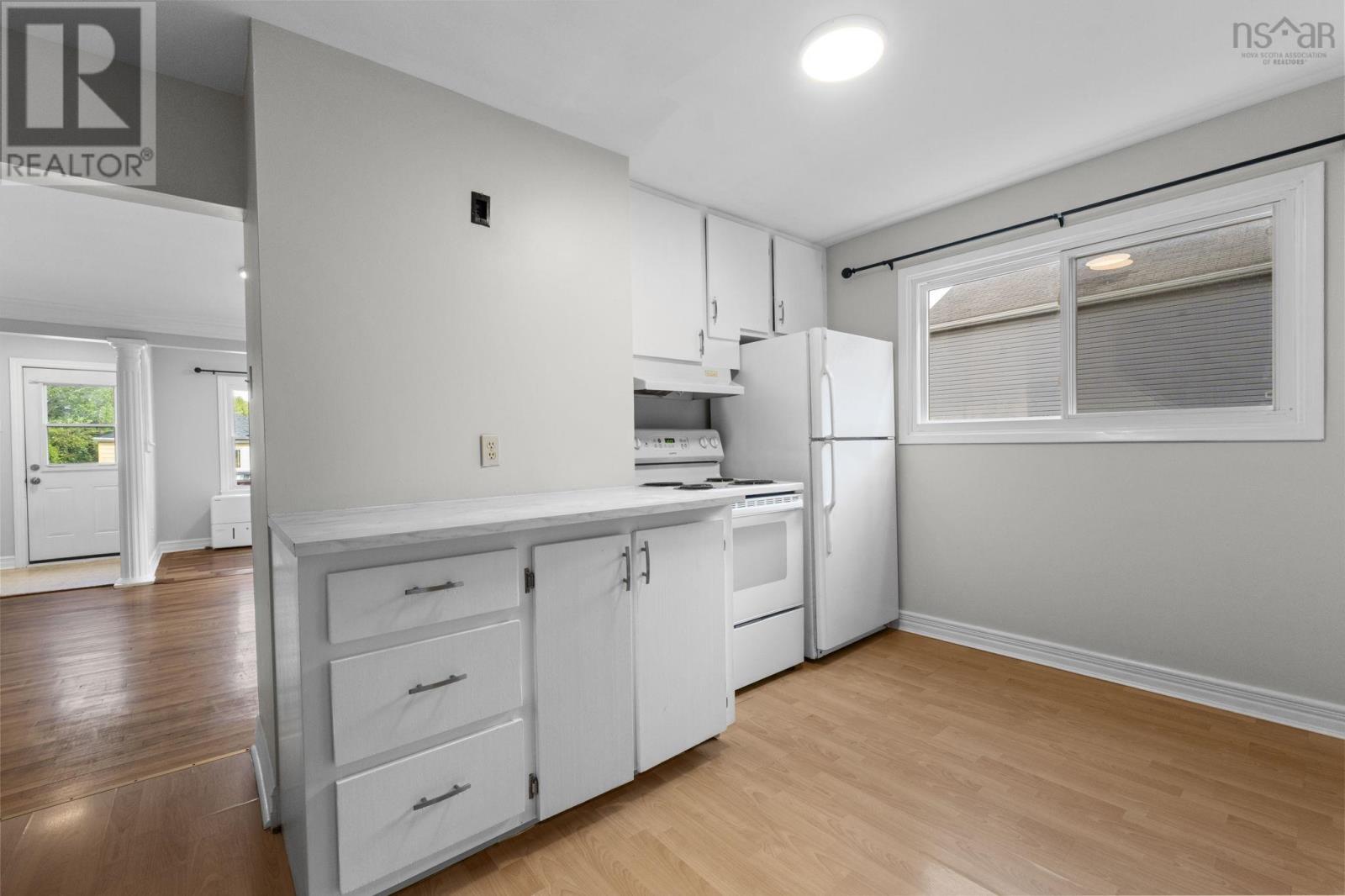 20 Rufus Avenue Property Photo 6